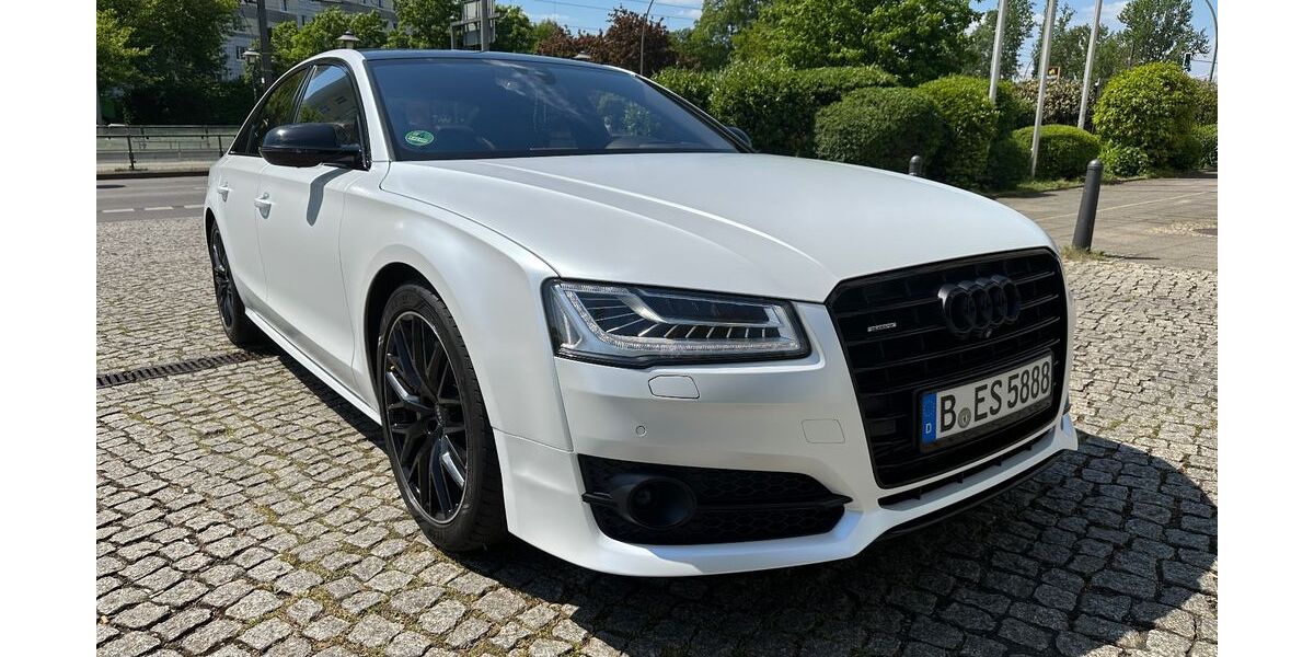Audi A8 193.000 km 21.000 &euro; Berlin 13055