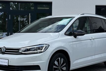 VW Touran 29.630 km 30.850 &euro; Ludwigsau 36251
