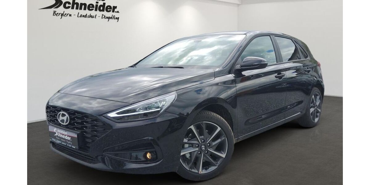 Hyundai i30 25.200 km 17.850 &euro; Berglern 85459