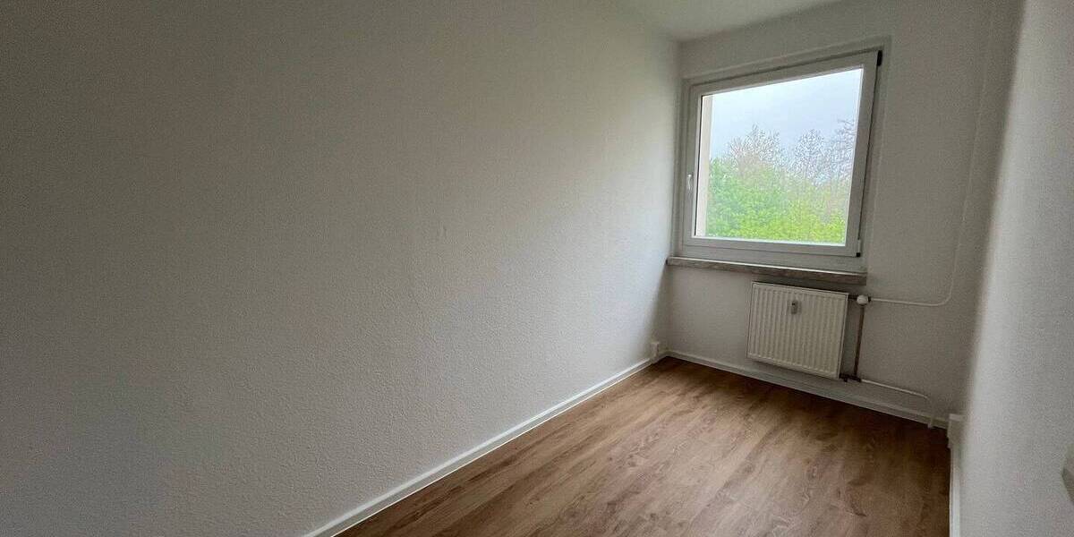 Etagenwohnung Zwickau Neuplanitz - 5 Zimmer, 82 m&sup2;, 457&euro; | Angebot:25739747