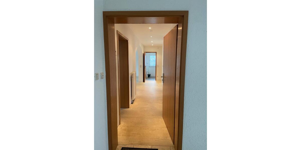 Etagenwohnung Frielendorf - 3.5 Zimmer, 85 m&sup2;, 590&euro; | Angebot:25290210