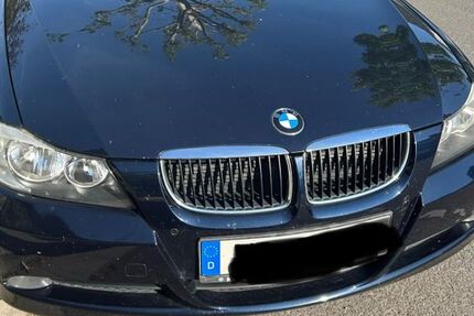 BMW 320 210.000 km 3.500 &euro; Hochheim am Main 65239