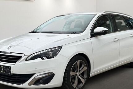 Peugeot 308 147.306 km 3.999 € Berlin 12681