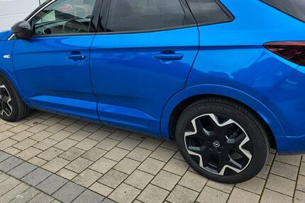 Opel Grandland (X) 33.000 km 22.900 &euro; Isny 88316