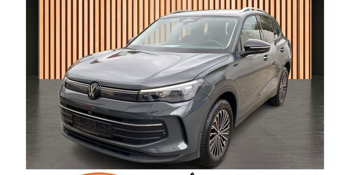 VW Tiguan 25.349 km 31.350 &euro; Dresden 01328