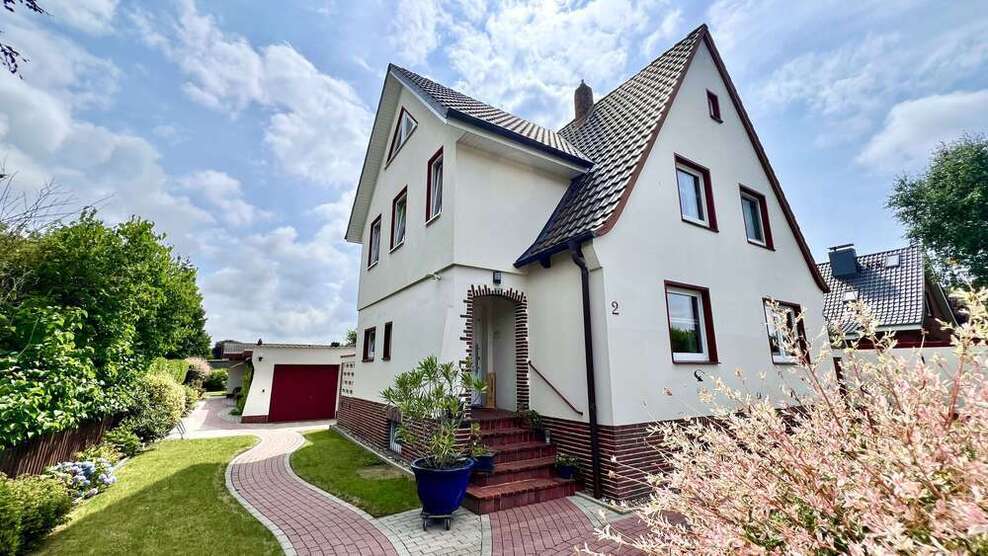 Haus zum Kaufen in Cuxhaven 635.000 € 240 m²
