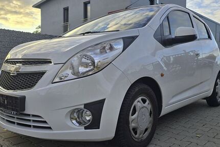 Chevrolet Spark 78.000 km 2.890 &euro; Augsburg 86167