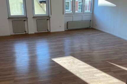 Wohnung Giengen an der Brenz - 2 Zimmer, 73 m&sup2;, 650&euro; | Angebot:25285839