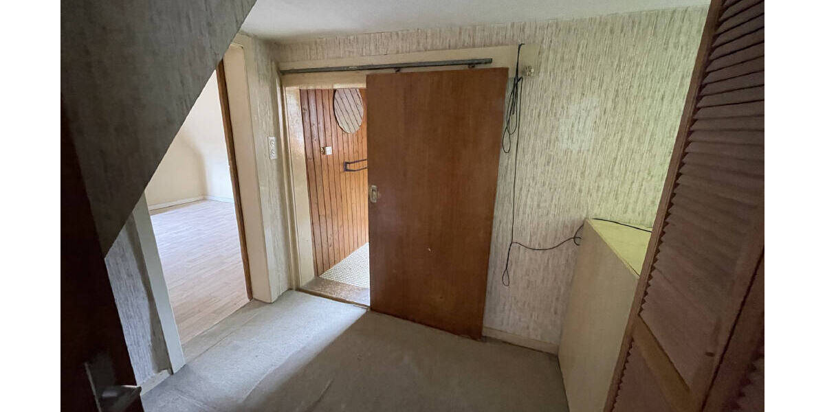 Einfamilienhaus Niestetal Heiligenrode - 4 Zimmer, 80 m&sup2;, 129.000&euro; | Angebot:25729565