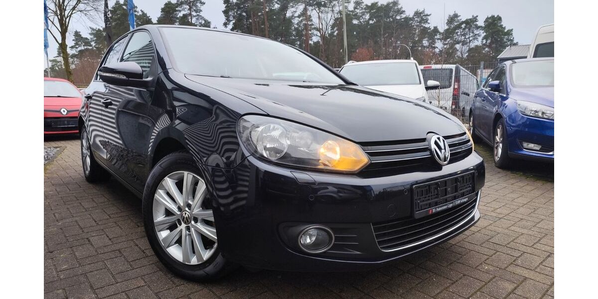 VW Golf 72.587 km 7.950 &euro; Schlangen 33189