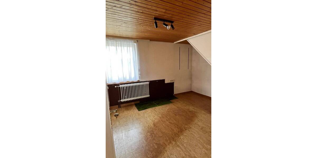 Mehrfamilienhaus, Wohnhaus Tuttlingen - 7 Zimmer, 273 m&sup2;, 595.000&euro; | Angebot:26859222