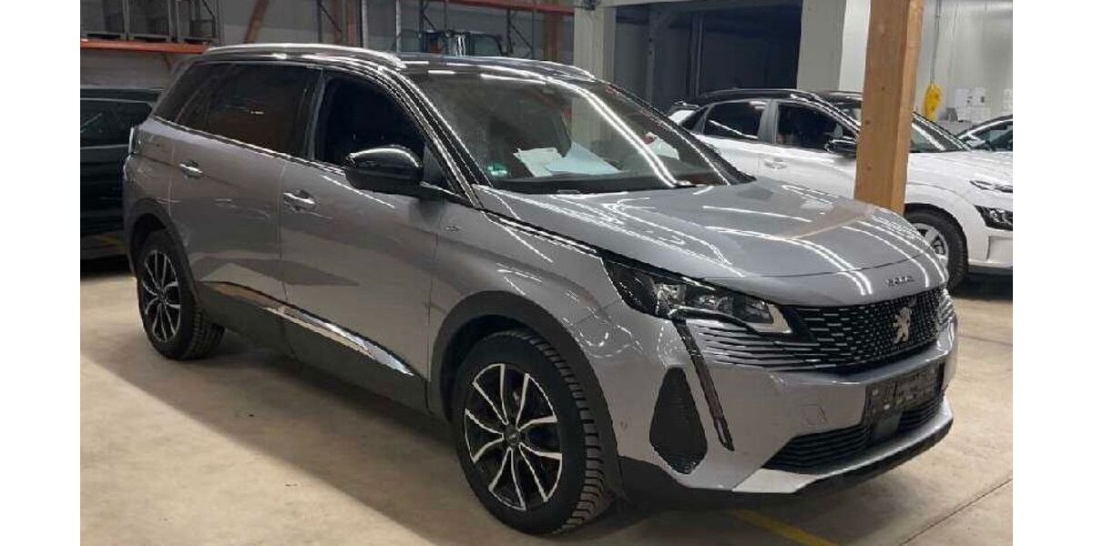 Peugeot 5008 143.000 km 21.999 &euro; Ditzingen 71254