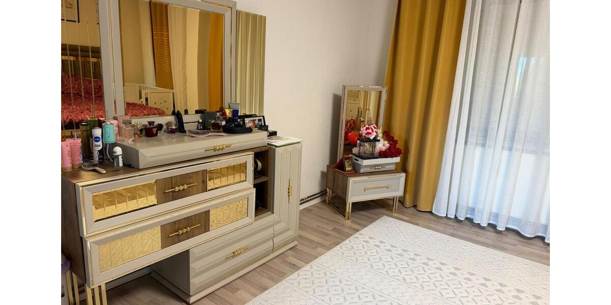 Einfamilienhaus Elsterwerda - 6 Zimmer, 200 m&sup2;, 229.000&euro; | Angebot:26835836