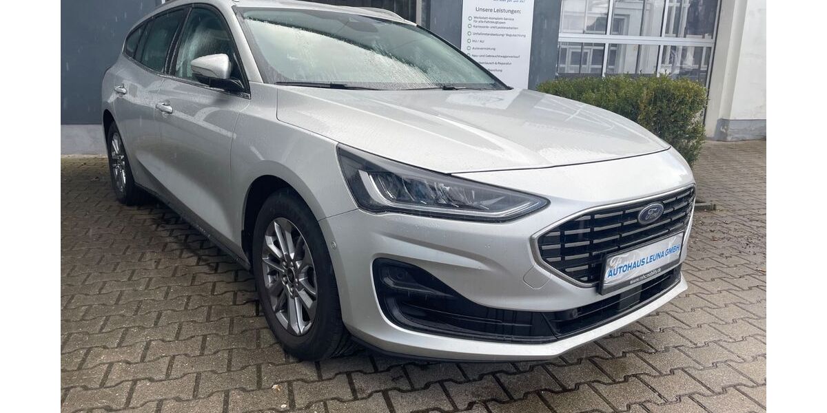 Ford Focus 44.998 km 17.499 &euro; Leuna 06237