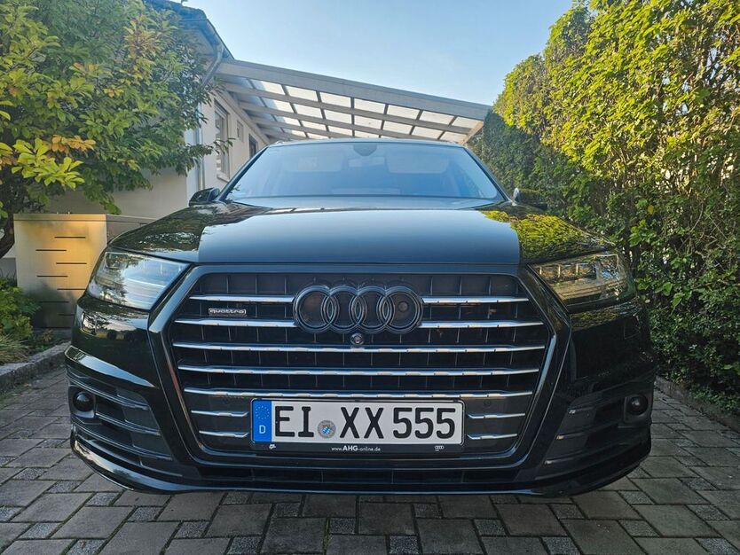 Audi Q7 192.000 km 26.555 € Denkendorf 85095