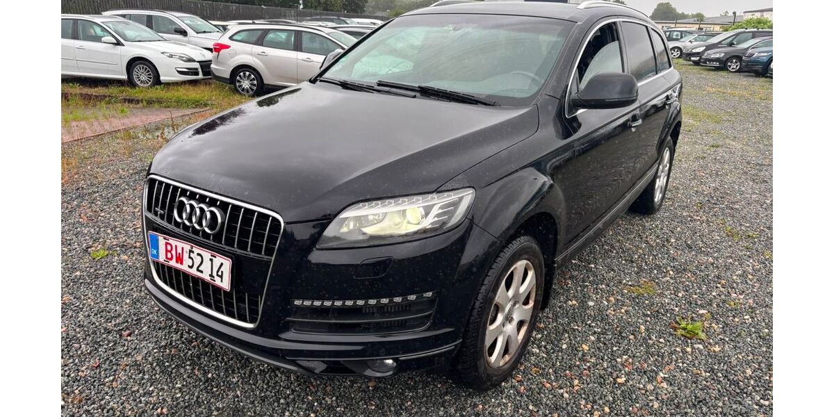 Audi Q7 332.000 km 9.500 &euro; Flensburg 24941