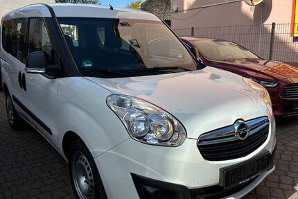 Opel Combo 109.000 km 9.990 &euro; Worms 67547