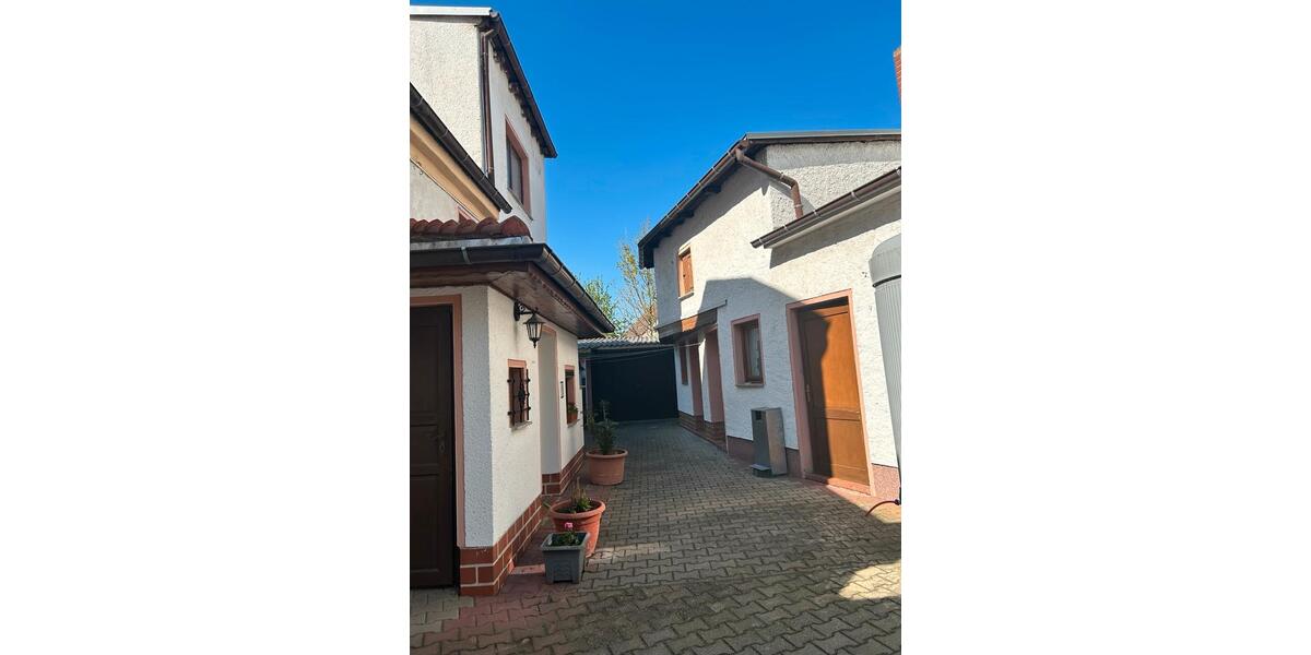 Mehrfamilienhaus, Wohnhaus Teuchern - 7 Zimmer, 249 m&sup2;, 100.000&euro; | Angebot:20715662