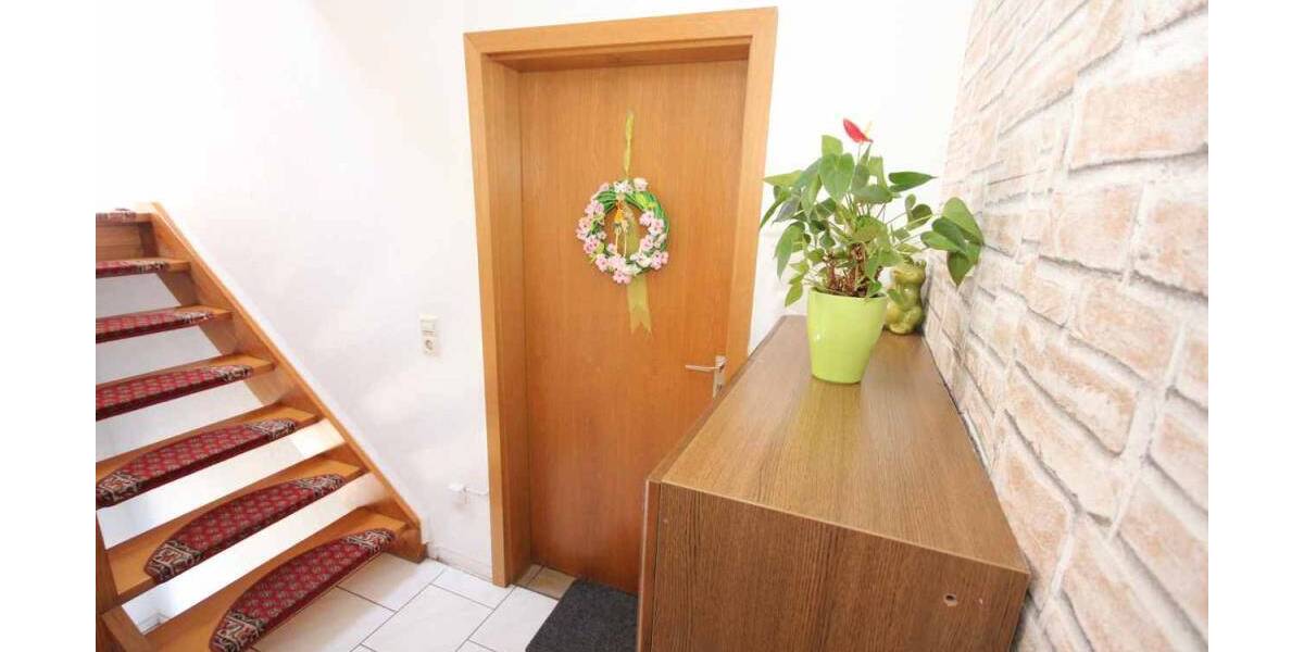 Mehrfamilienhaus, Wohnhaus Reutlingen Sondelfingen - 1 Zimmer, 288 m&sup2;, 645.000&euro; | Angebot:25690132