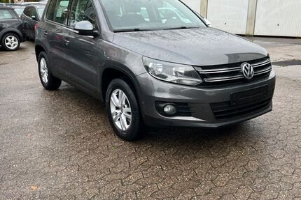 VW Tiguan 114.000 km 9.980 € Essen 45141