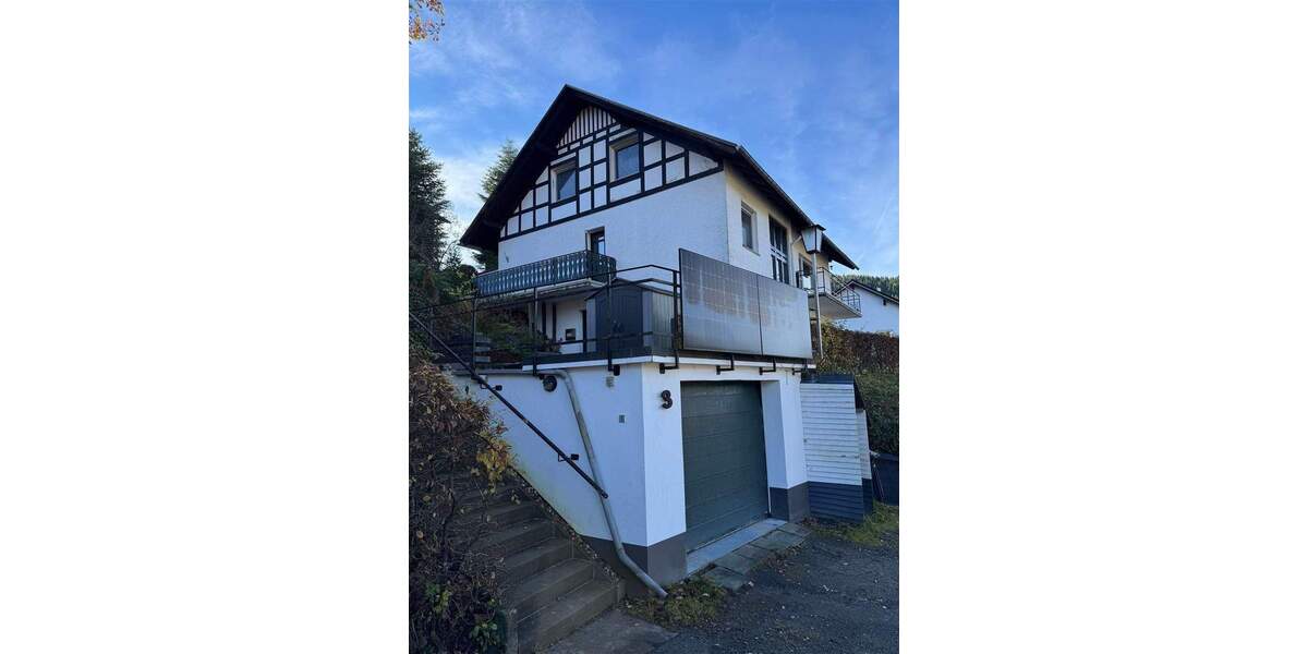 Mehrfamilienhaus, Wohnhaus Schmallenberg Westfeld - 8 Zimmer, 209 m&sup2;, 379.000&euro; | Angebot:24113034