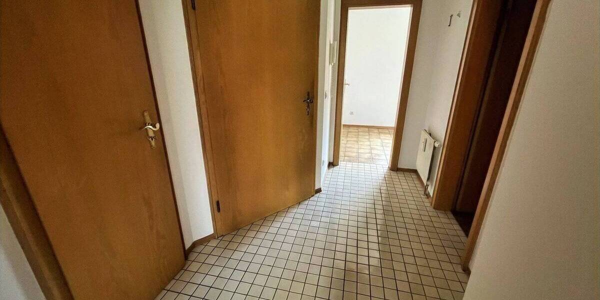Etagenwohnung Freilassing - 2 Zimmer, 49 m&sup2;, 199.000&euro; | Angebot:26319643