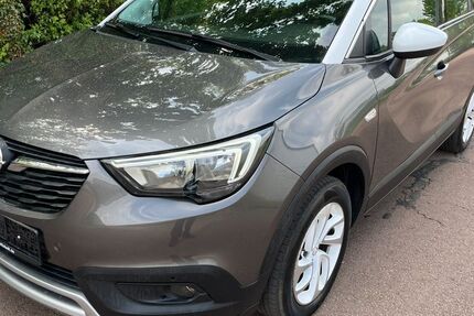 Opel Crossland (X) 99.890 km 8.800 &euro; Bernburg 06406