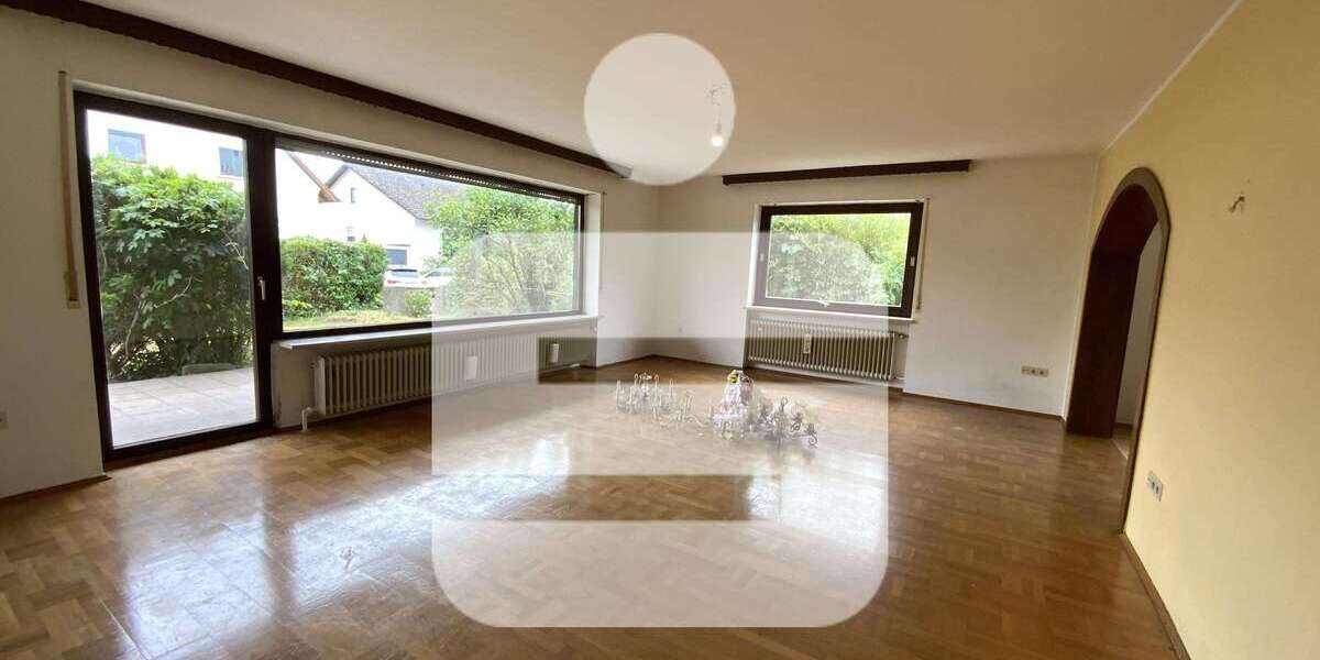 Einfamilienhaus Schwandorf - 4 Zimmer, 125 m&sup2;, 299.000&euro; | Angebot:27102478