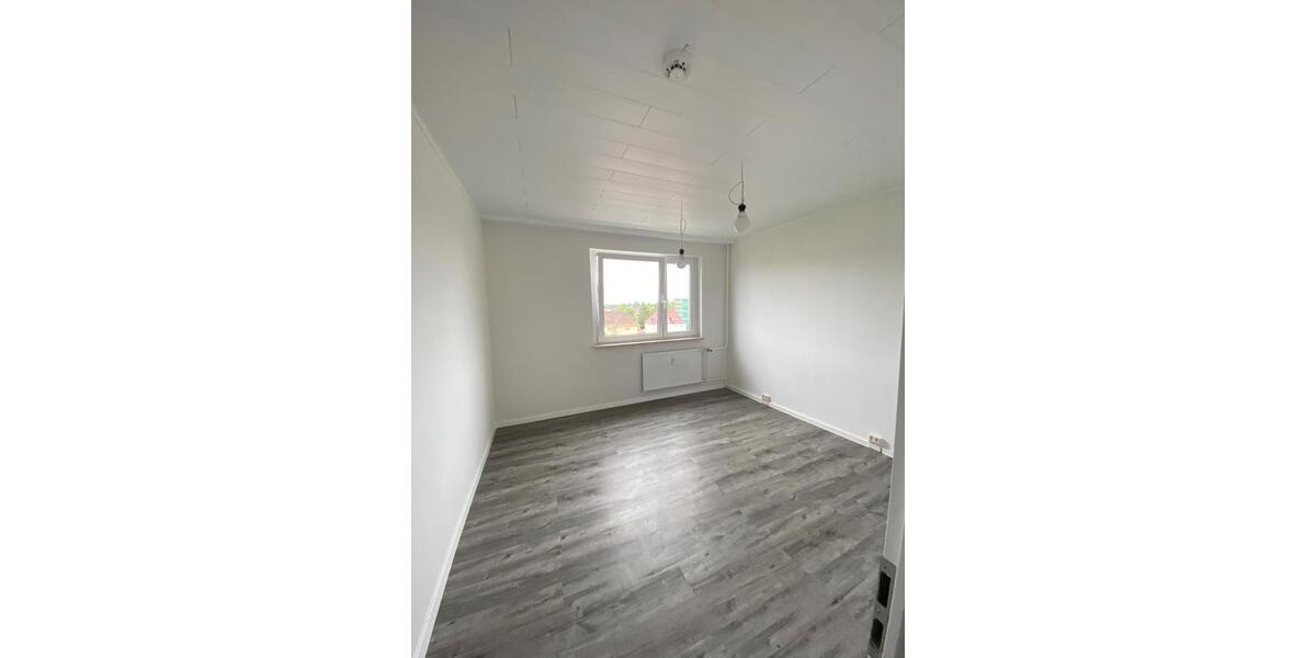 Etagenwohnung Sömmerda - 3 Zimmer, 62 m&sup2;, 520&euro; | Angebot:26640705