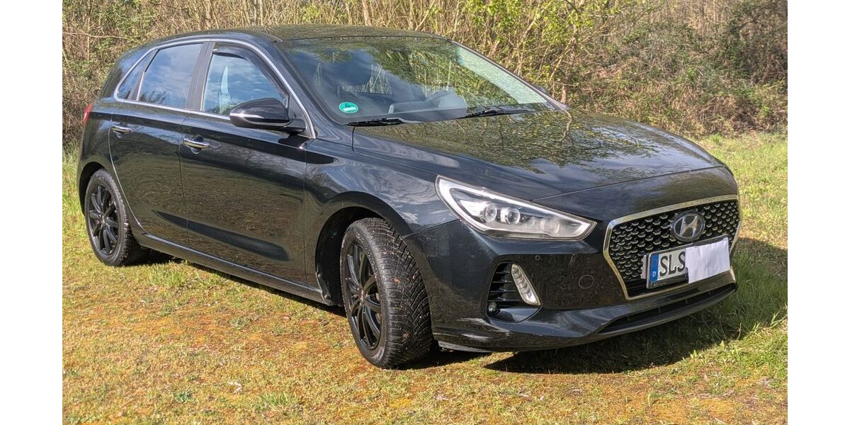 Hyundai i30 102.500 km 9.250 &euro; Dillingen 66763