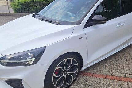 Ford Focus 71.000 km 19.500 &euro; Kamenz 01917
