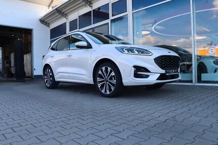 Ford Kuga 58.500 km 25.980 &euro; Cham 93413