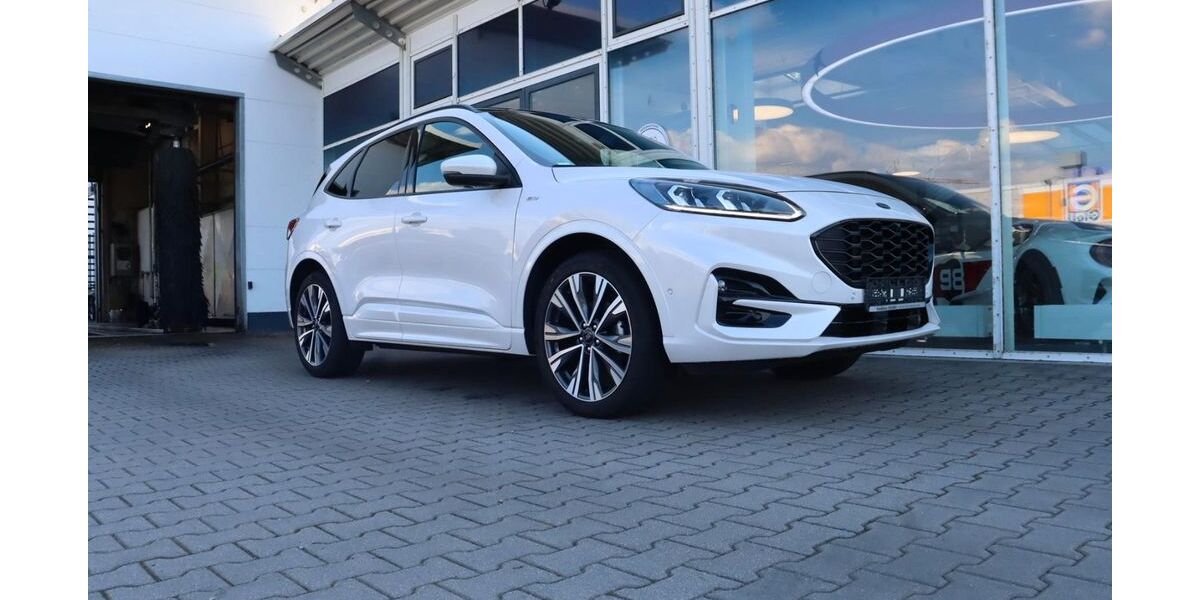 Ford Kuga 58.500 km 25.980 &euro; Cham 93413