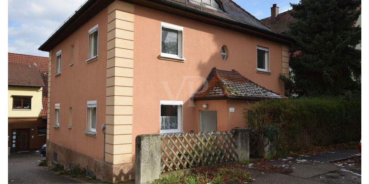 Mehrfamilienhaus, Wohnhaus Ansbach - 6 Zimmer, 130 m&sup2;, 330.000&euro; | Angebot:25733896