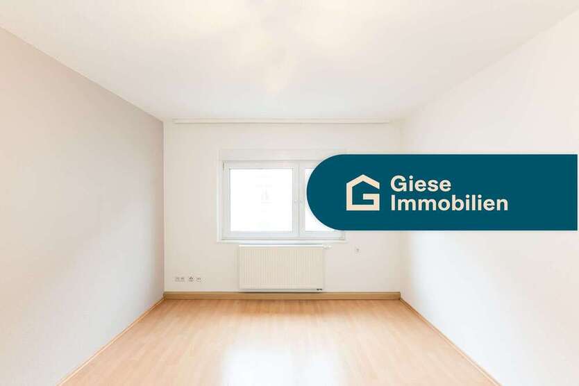 Wohnung zum Kaufen in Stuttgart Bad Cannstatt 218.829 € 56.11 m²