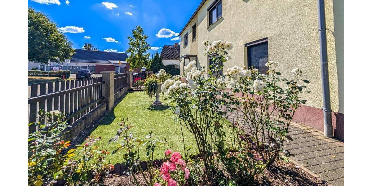 Einfamilienhaus Torgau Staupitz - 7 Zimmer, 215 m&sup2;, 139.000&euro; | Angebot:25676296