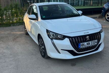 Peugeot 208 64.500 km 13.590 &euro; Hamburg 22339