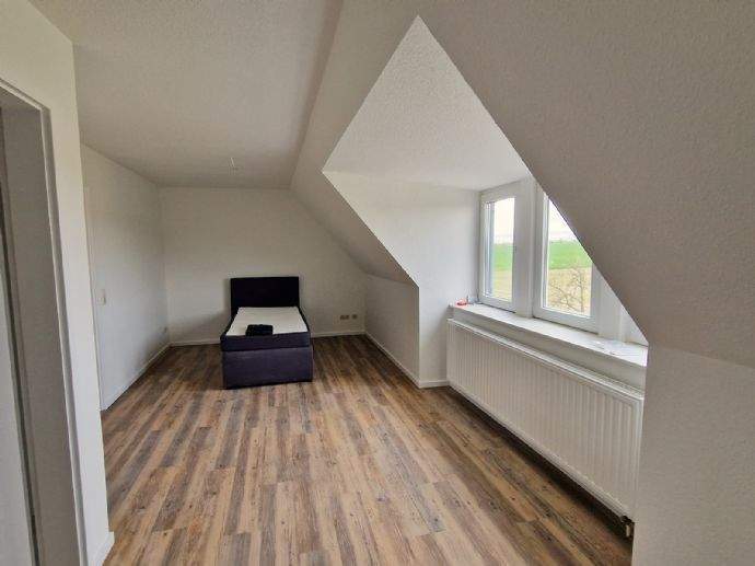 Zimmer Leisnig Kroptewitz - 2 Zimmer, 55 m&sup2;, 295&euro; | Angebot:25996861