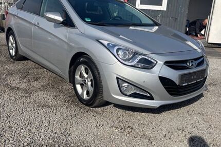 Hyundai i40 168.000 km 6.999 &euro; Mittenwalde 15749