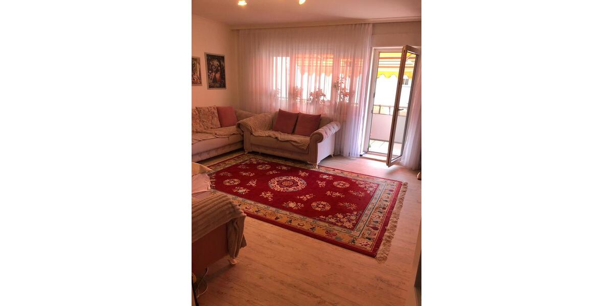 Etagenwohnung Baden-Baden Lichtental - 3 Zimmer, 77 m&sup2;, 220.000&euro; | Angebot:26441172