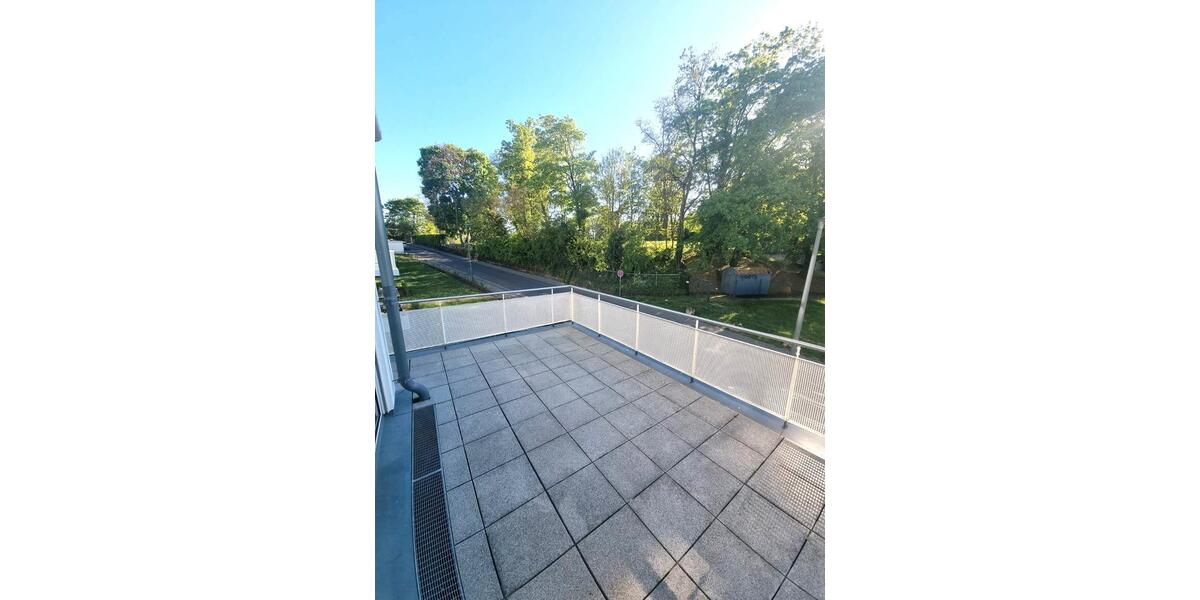 Etagenwohnung Trier Kürenz - 3 Zimmer, 93 m&sup2;, 1.200&euro; | Angebot:26401961