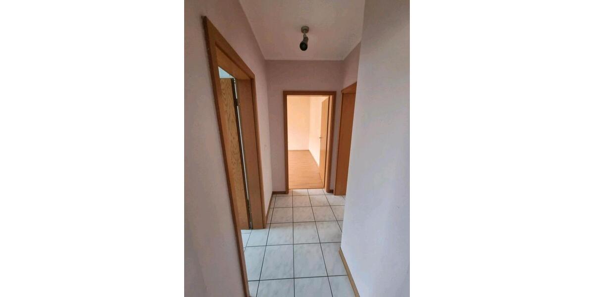 Etagenwohnung Erlenbach am Main - 3 Zimmer, 74 m&sup2;, 850&euro; | Angebot:25403430