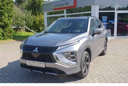 Mitsubishi Eclipse Cross 8.201 km 29.490 € Steinhagen 18246
