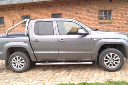 VW Amarok 177.000 km 17.900 &euro; Groß Sarau 23628