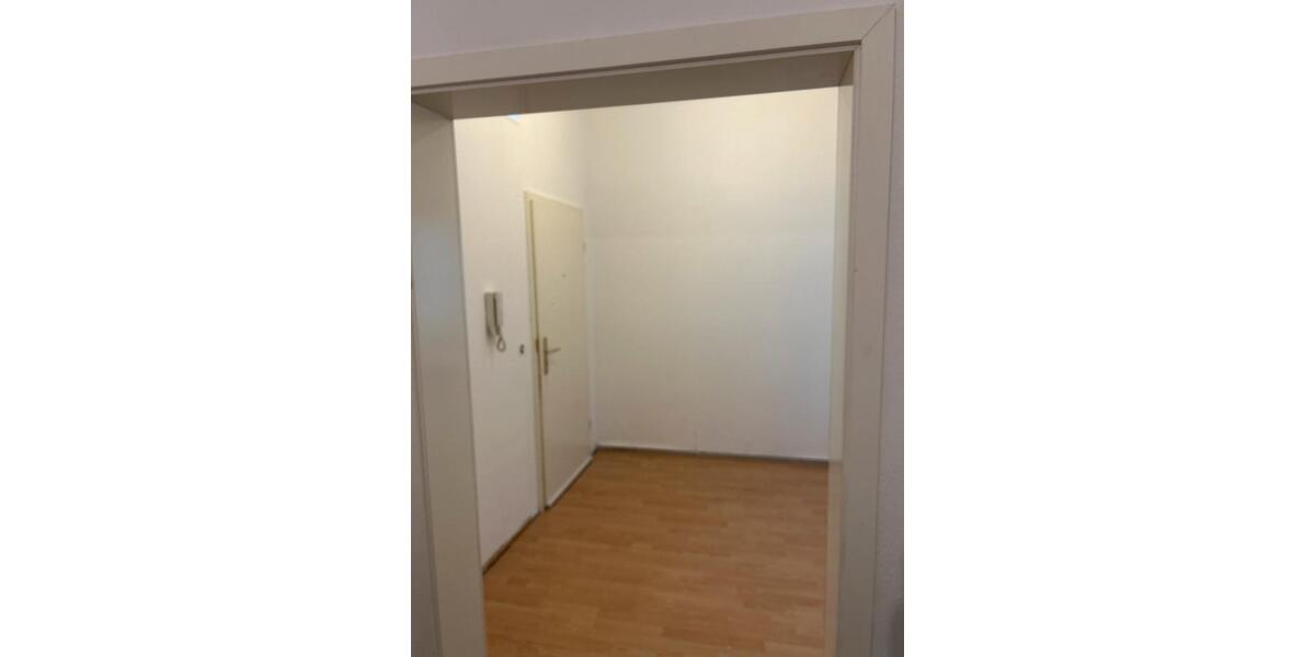 Etagenwohnung Artern - 4 Zimmer, 115 m&sup2;, 999&euro; | Angebot:25294460