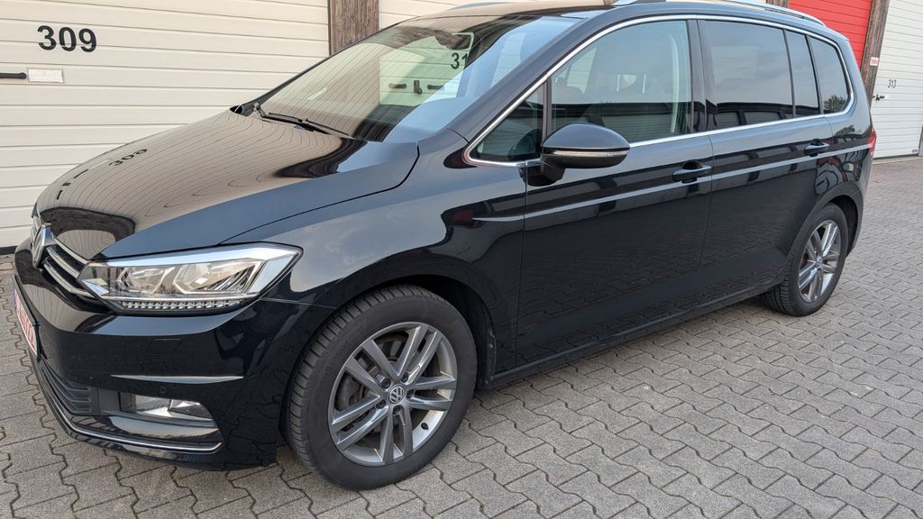VW Touran 138.822 km 16.590 &euro; Warendorf 48231