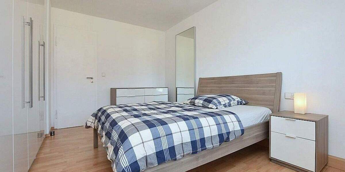 Etagenwohnung Stuttgart Mitte - 2 Zimmer, 54 m&sup2;, 970&euro; | Angebot:24972227