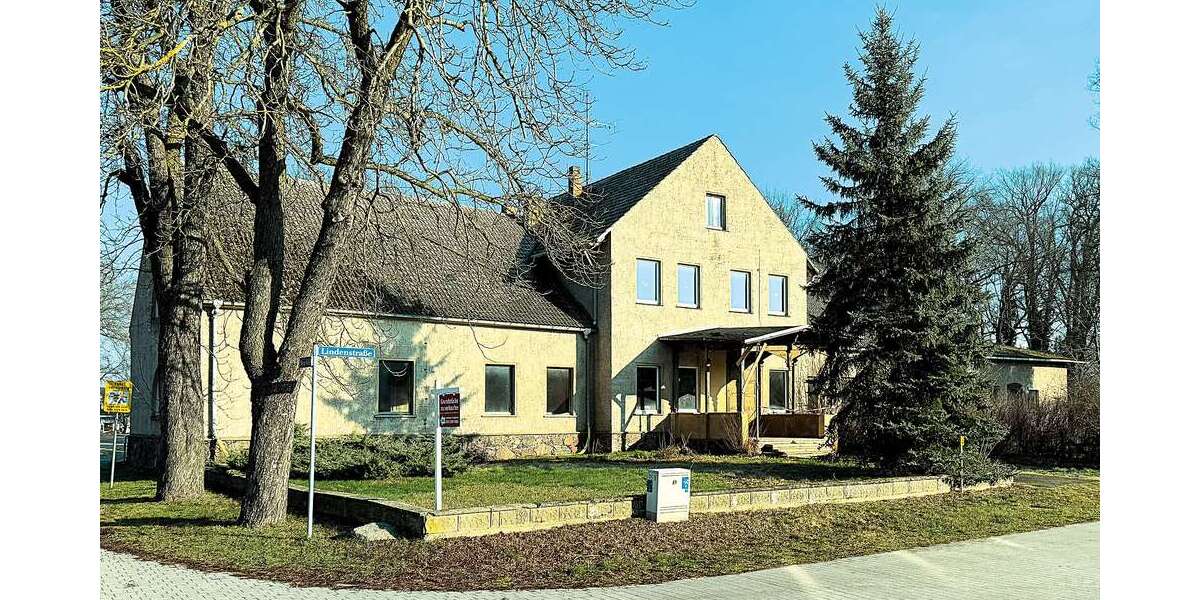 Einfamilienhaus Beeskow - 10 Zimmer, 1.135 m&sup2;, 95.000&euro; | Angebot:26682409
