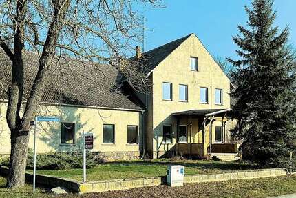 Haus Beeskow - 10 Zimmer, 1.135 m&sup2;, 95.000&euro; | Angebot:26682409