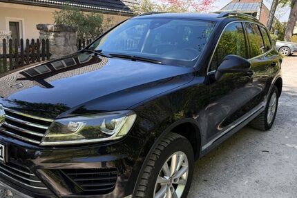 VW Touareg 129.000 km 22.500 &euro; Bad Tölz 83646